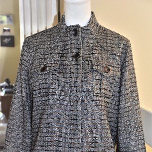 Chico's Size 2 Brown tweed button front jacket